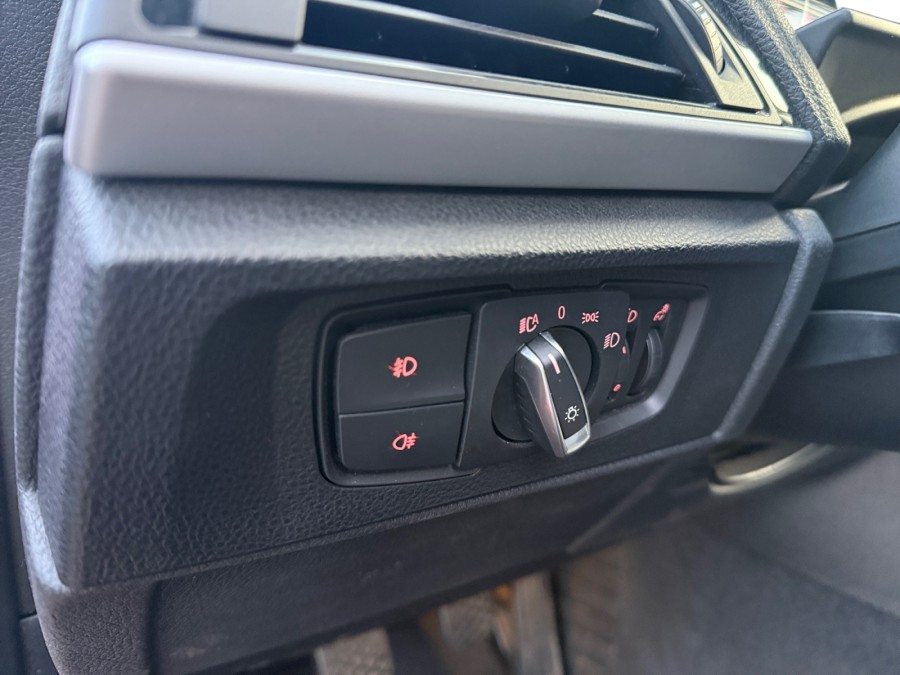 BMW d'occasion SERIE 1 120D UrbanLife xDrive de 2014 Osny (95)﻿