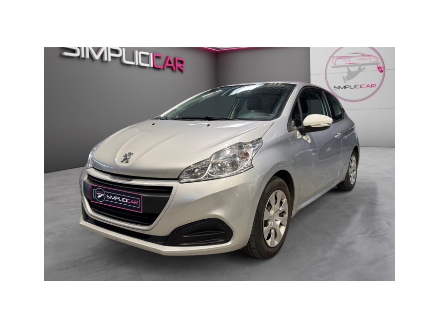 PEUGEOT d'occasion 208 1.2 PURE TECH 68 LIKE de 2017 Montpellier (34)﻿