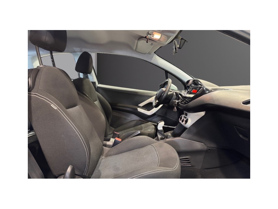 PEUGEOT d'occasion 208 1.2 PURE TECH 68 LIKE de 2017 Montpellier (34)﻿