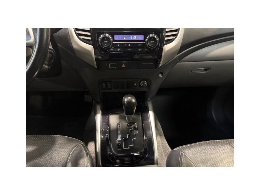 MITSUBISHI d'occasion L200 DOUBLE CAB 2.4 DI-D 181 INSTYLE BA de 2016