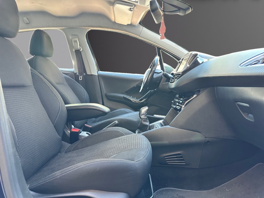 PEUGEOT d'occasion 208 208 1.6 BLUE HDI 100 Allure de 2017 Le Raincy