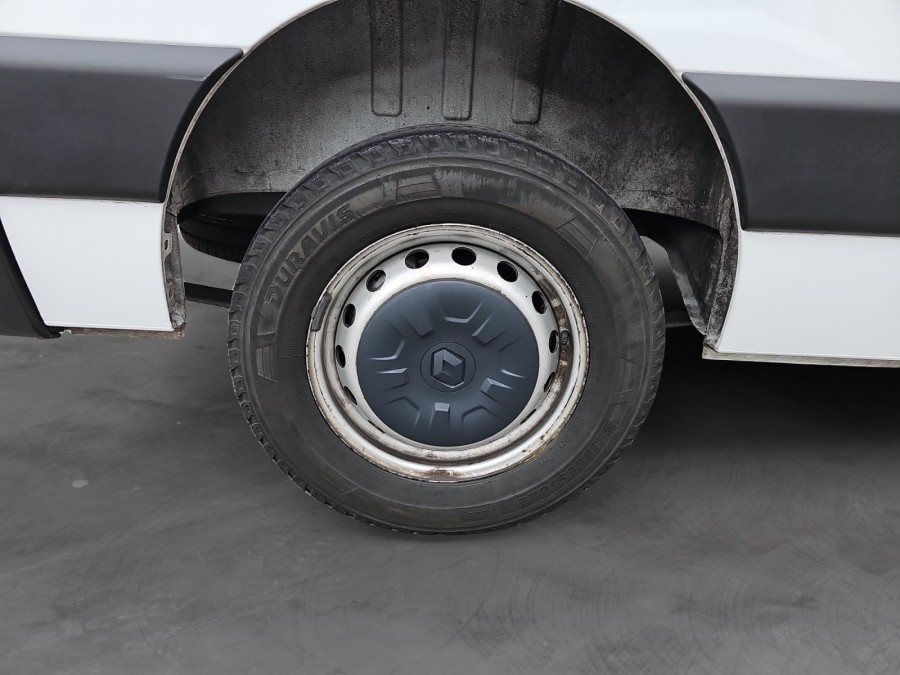 RENAULT d'occasion MASTER F3300 L2H2 DCI 135 GRAND CONFORT de 2023