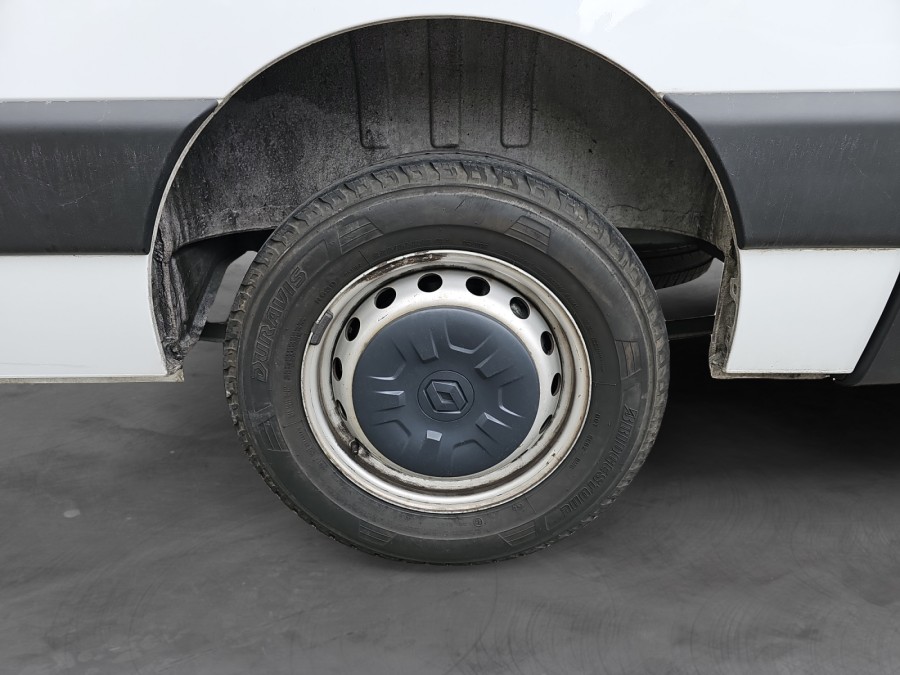 RENAULT d'occasion MASTER F3300 L2H2 DCI 135 GRAND CONFORT de 2023