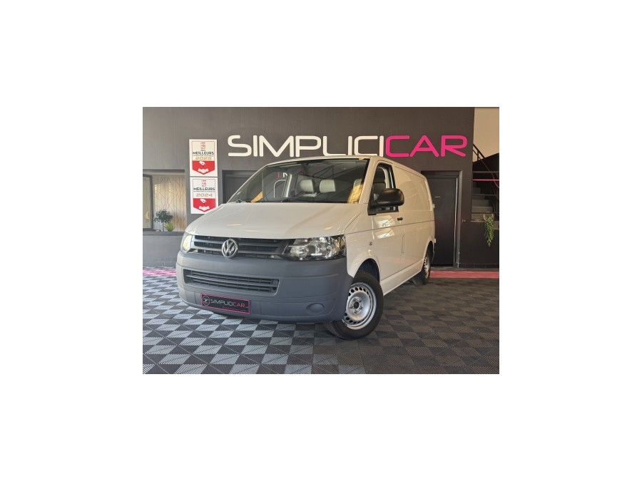 VOLKSWAGEN d'occasion TRANSPORTER T5 FOURGON CB 2.0 TDI 140 2.8T de