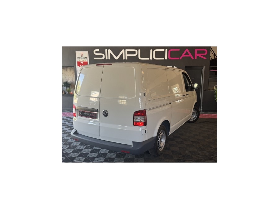 VOLKSWAGEN d'occasion TRANSPORTER T5 FOURGON CB 2.0 TDI 140 2.8T de