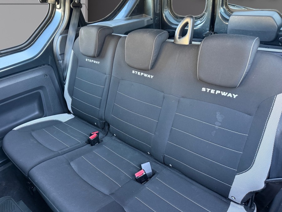 DACIA d'occasion DOKKER 1.5 DCI 90 ADVANCE de 2018 Andrezieux (42)﻿