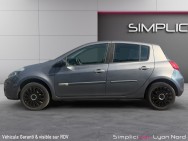 RENAULT d'occasion CLIO RENAULT CLIO 3 Phase 2 68cv de 2009 Lyon Nord