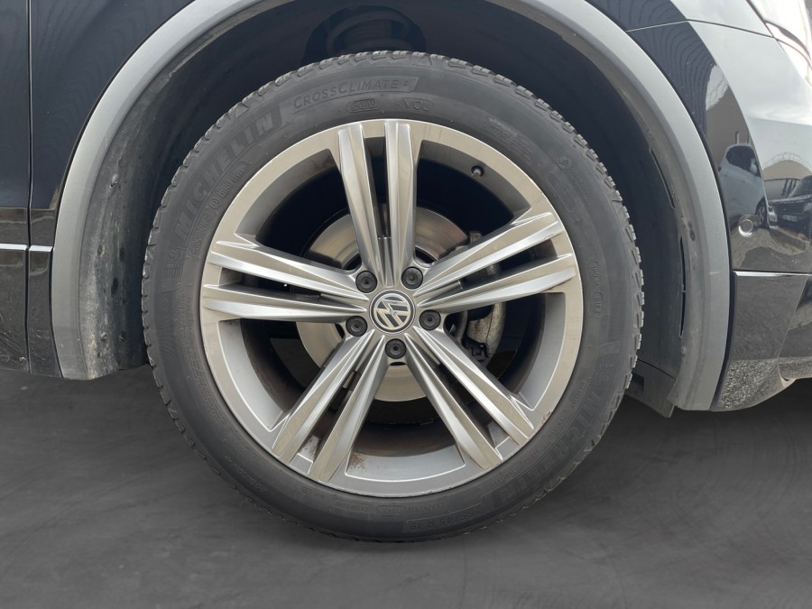 VOLKSWAGEN d'occasion TIGUAN 2.0 TDI 150 4X4 DSG PH2 de 2020 Lyon