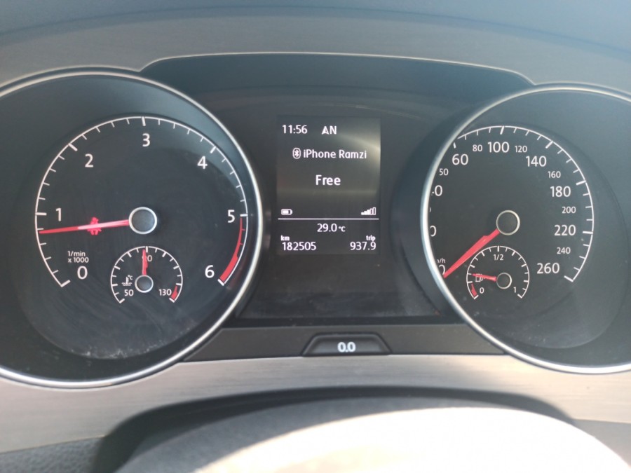 VOLKSWAGEN d'occasion GOLF 1.6 TDI 105 CONFORTLINE de 2014 Brest (29)﻿