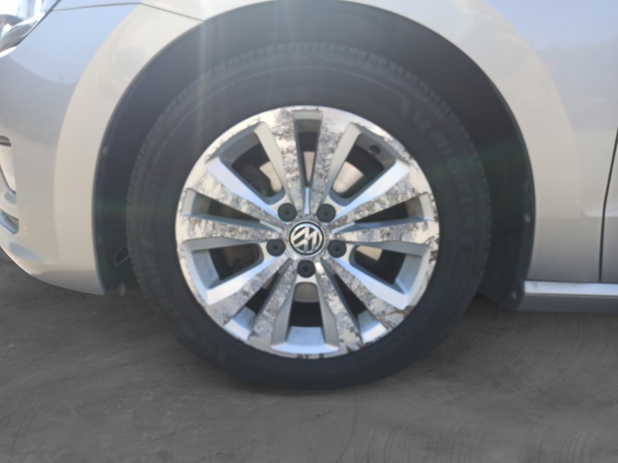 VOLKSWAGEN d'occasion GOLF 1.6 TDI 105 CONFORTLINE de 2014 Brest (29)﻿