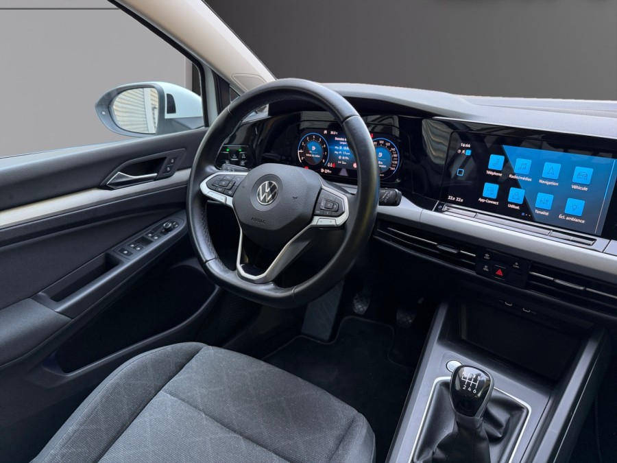 VOLKSWAGEN d'occasion GOLF 1.0 TSI OPF 110 LIFE de 2021 Nîmes (30)﻿