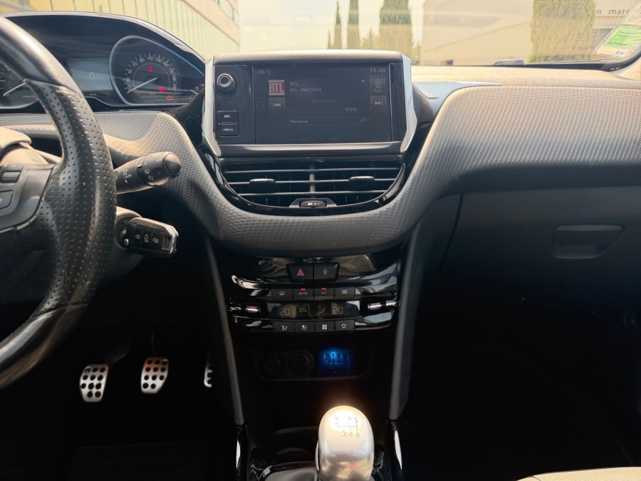 PEUGEOT d'occasion 2008 1.2 PURE TECH 130 CROSSWAY de 2016 Frejus