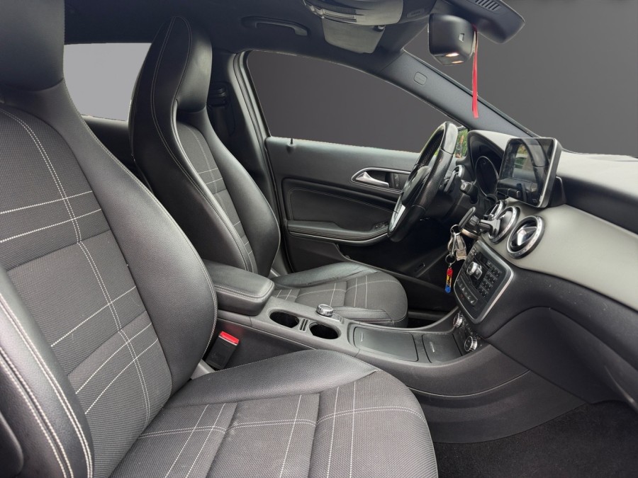 MERCEDES d'occasion CLASSE GLA GLA 200 CDI  BA de 2014 Salon de
