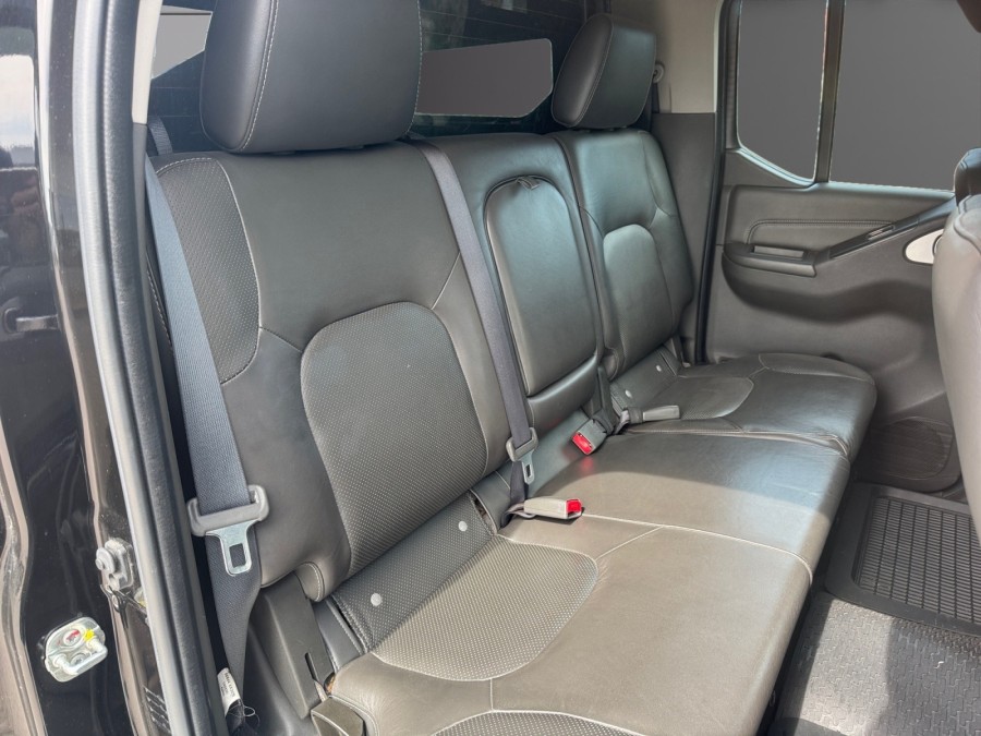 NISSAN d'occasion NAVARA 2.5DCI 190 4X4 DOUBLE CAB XE HARD TOP de