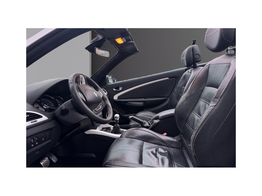 RENAULT d'occasion MEGANE CC 1.9 DCI 130 MONACOP GP de 2012