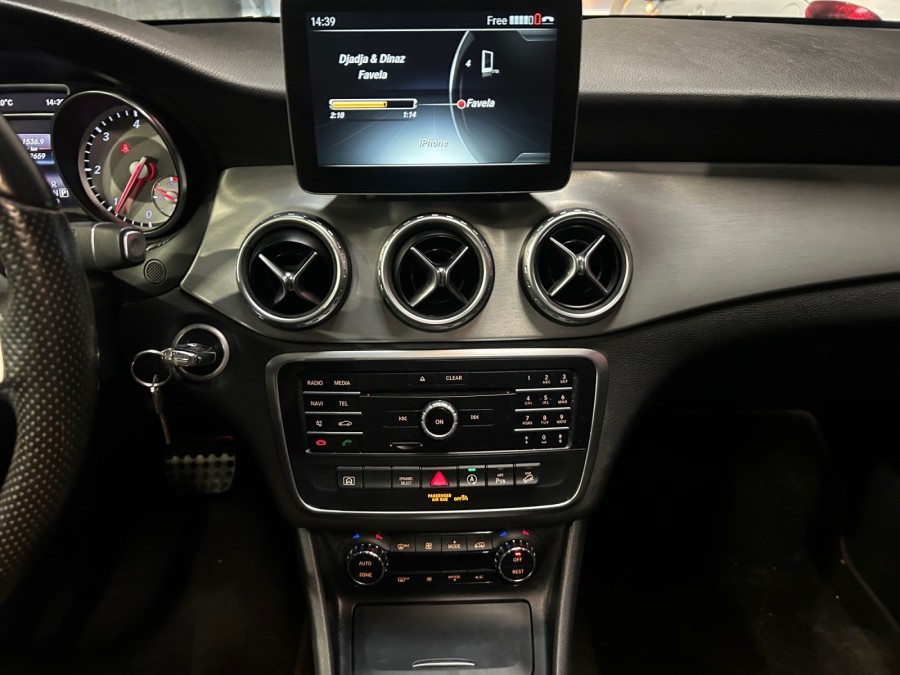 MERCEDES d'occasion CLASSE GLA GLA 220 D 177 FASCINATION 4MATIC BA de