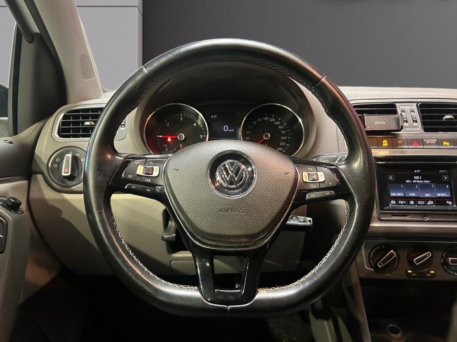 VOLKSWAGEN d'occasion POLO V 1.4 TDI 75 LOUNGE de 2015 Montpellier