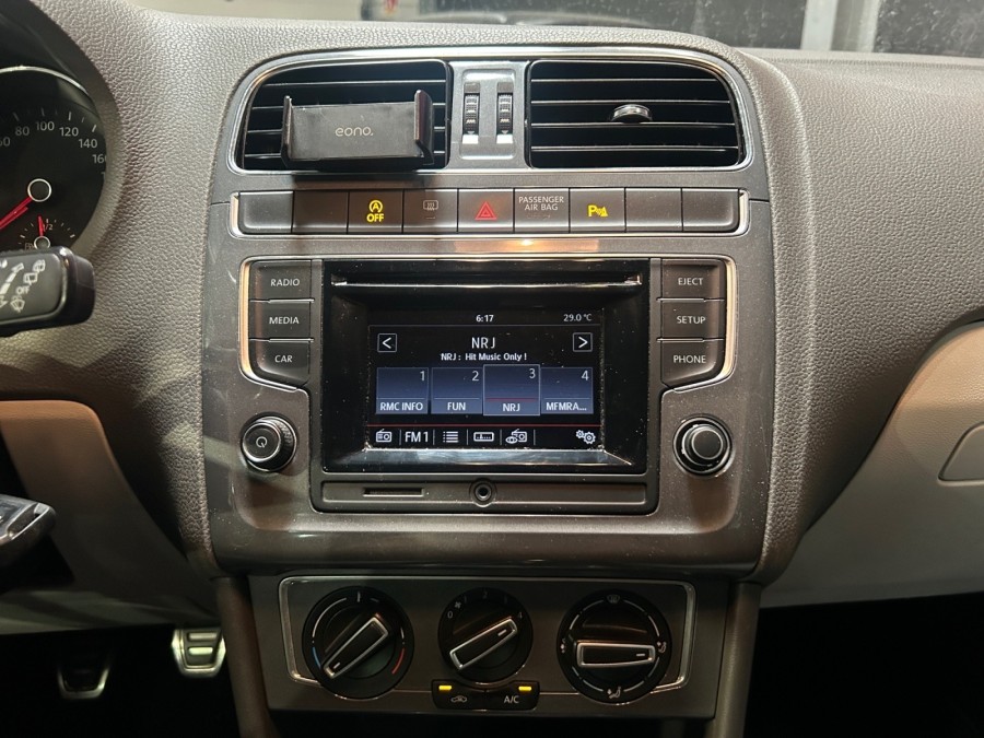 VOLKSWAGEN d'occasion POLO V 1.4 TDI 75 LOUNGE de 2015 Montpellier