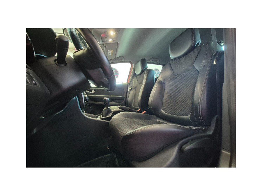 RENAULT d'occasion CLIO TCE 90 GENERATION de 2019 Aix Les Bains (73)﻿