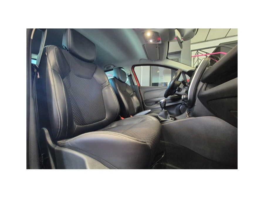 RENAULT d'occasion CLIO TCE 90 GENERATION de 2019 Aix Les Bains (73)﻿