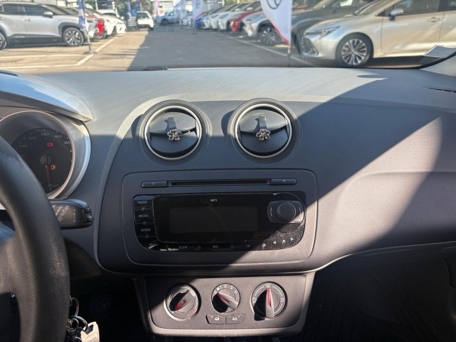 SEAT d'occasion IBIZA 1.4I 16V Style de 2010 Nord Isère (38)﻿