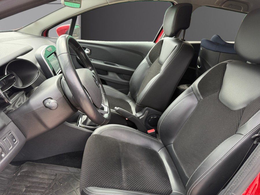 RENAULT d'occasion CLIO TCE 120 Intens de 2018 Dijon (21)﻿