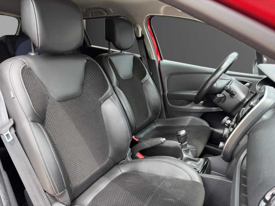 RENAULT d'occasion CLIO TCE 120 Intens de 2018 Dijon (21)﻿