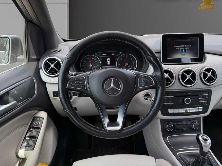 MERCEDES d'occasion CLASSE B B200 D SENSATION de 2017 Dijon (21)﻿