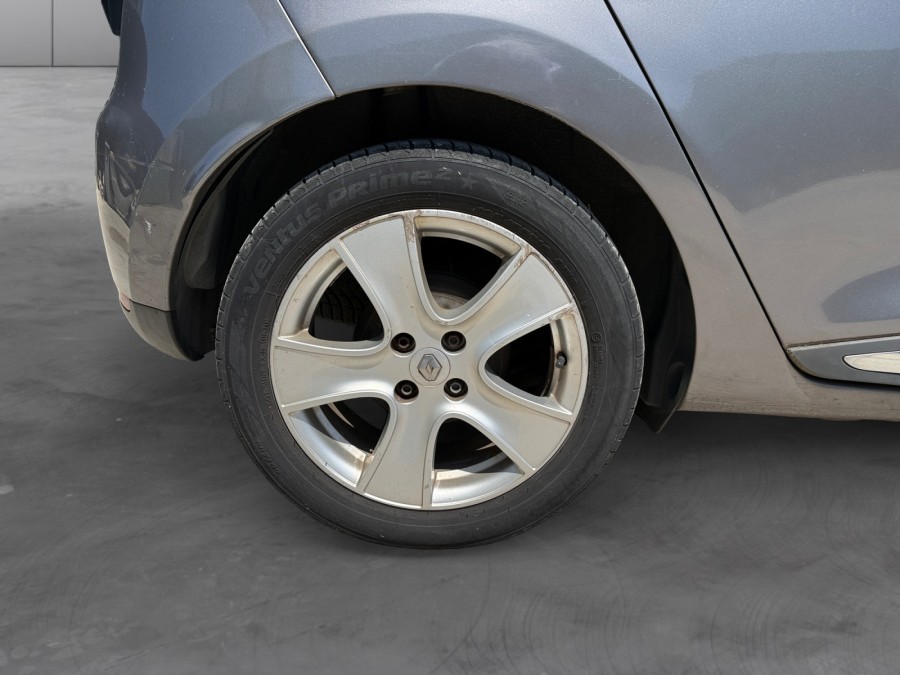 RENAULT d'occasion CLIO 1.5 DCI 90 BUSINESS de 2014 Dijon (21)﻿