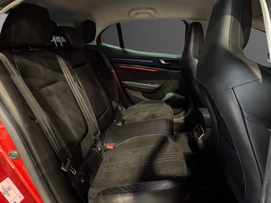 RENAULT d'occasion MEGANE IV BERLINE BICORPS TROIS OU CINQ PORTES TCE
