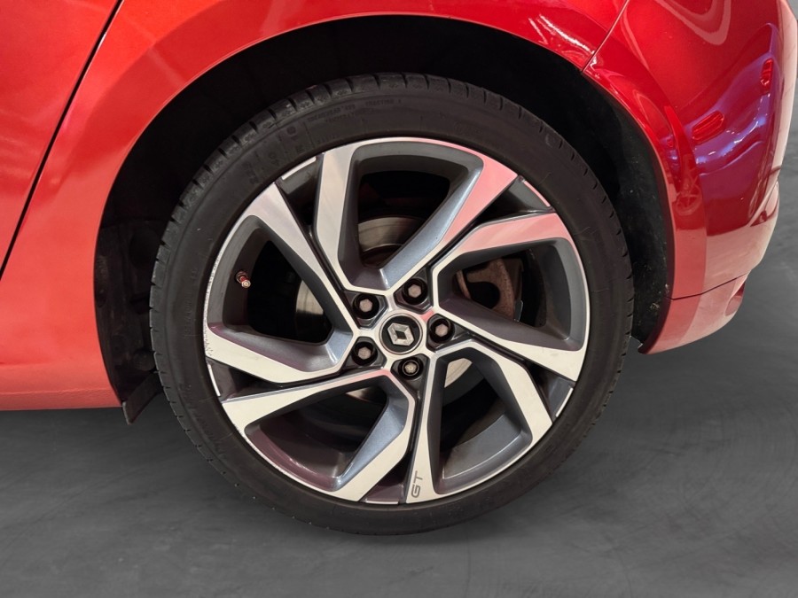 RENAULT d'occasion MEGANE IV BERLINE BICORPS TROIS OU CINQ PORTES TCE