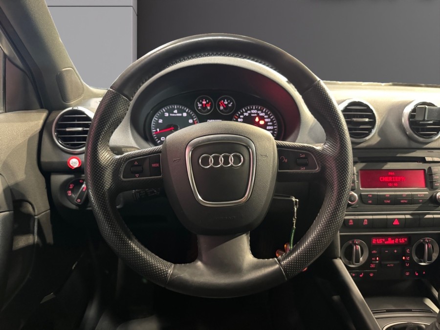 AUDI d'occasion A3 Sportback 1.2 TFSI 105 AMBIENTE de 2013
