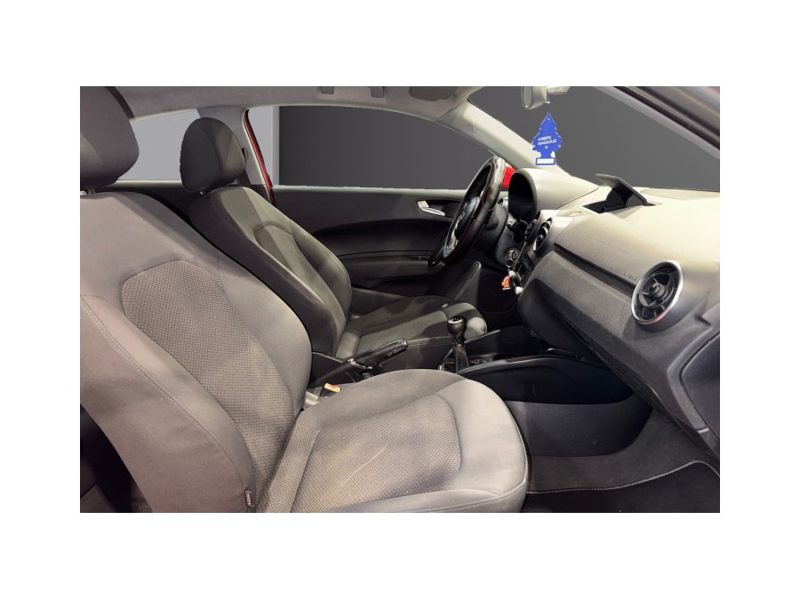 AUDI d'occasion A1 1.6 TDI 105 AMBIENTE de 2011 Montpellier (34)﻿