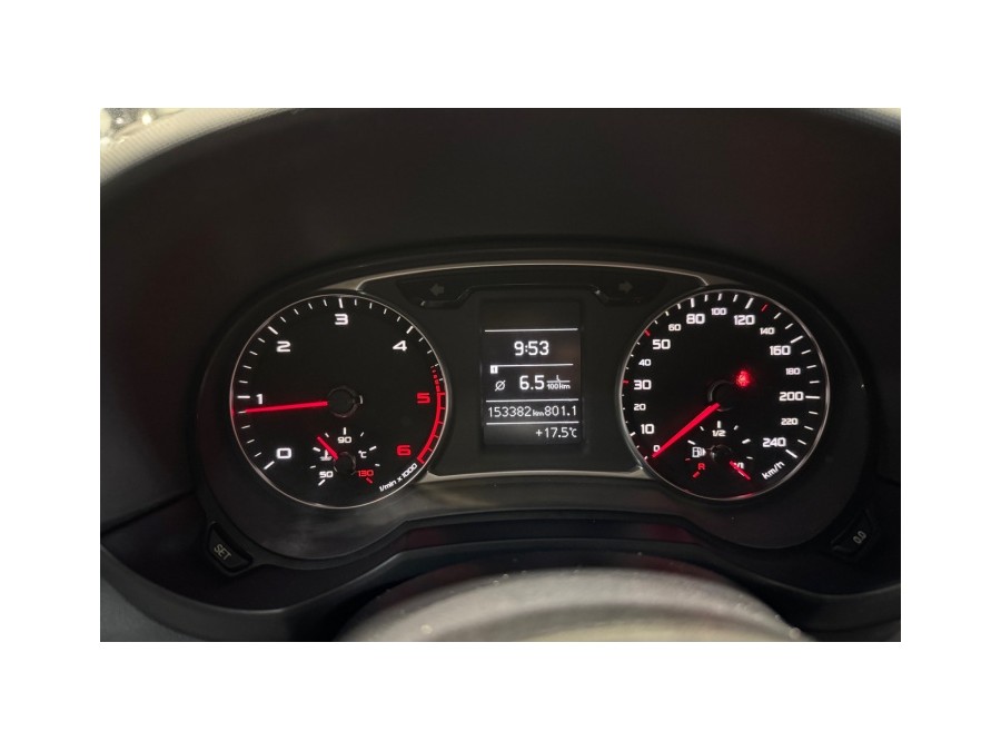 AUDI d'occasion A1 1.6 TDI 105 AMBIENTE de 2011 Montpellier (34)﻿
