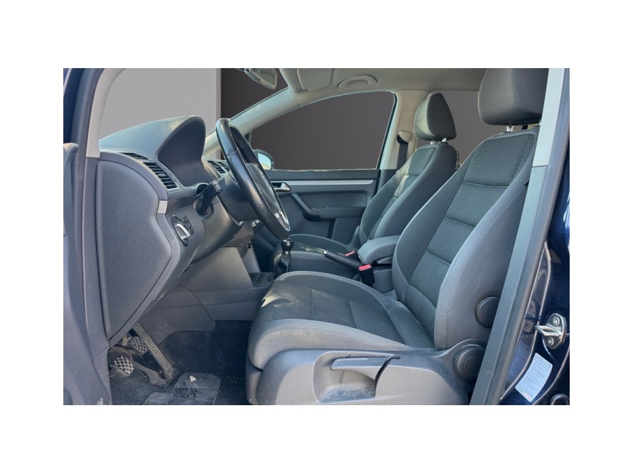 VOLKSWAGEN d'occasion TOURAN 1.6 TDI 115 TRENDLINE de 2011