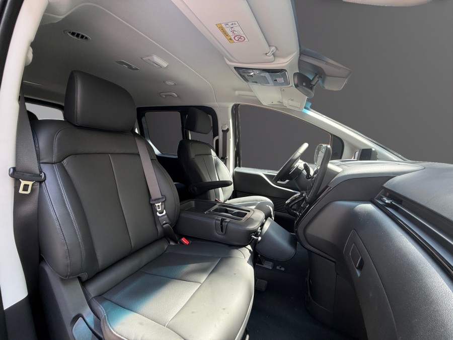 HYUNDAI d'occasion STARIA 1.6 T-GDI HEV 16V de 2025 Montreuil (93)﻿