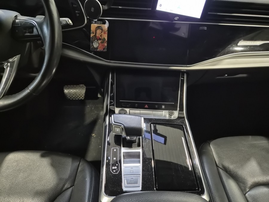 AUDI d'occasion Q8 55 TFSI-E 381 QUATTRO ADVANCED TIPTRONIC de 2021