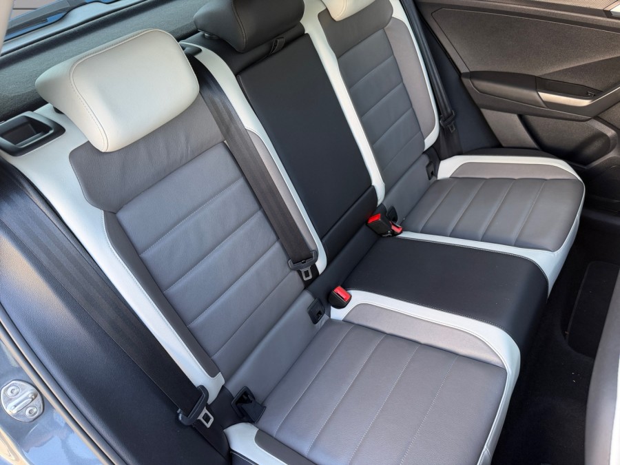 VOLKSWAGEN d'occasion T-ROC 1.5 TSI 150 CARAT EXCLUSIVE DSG de 2019