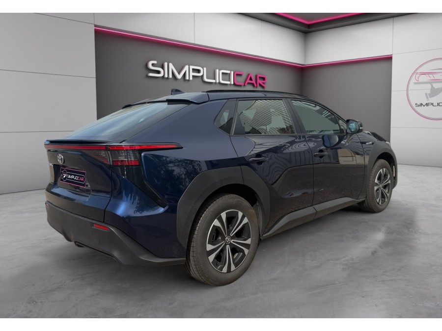 TOYOTA d'occasion BZ4X 204 PURE BUSINESS 2WD 11KW de 2024 Lyon St