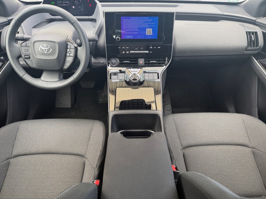 TOYOTA d'occasion BZ4X 204 PURE BUSINESS 2WD 11KW de 2024 Lyon St