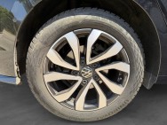 VOLKSWAGEN d'occasion GOLF VIII 2.0 TDI SCR 116 de 2021 Lyon St
