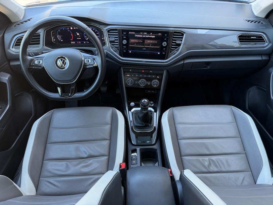 VOLKSWAGEN d'occasion T-ROC 2.0 TDI 150 CARAT EXCLUSIVE de 2021 Lyon