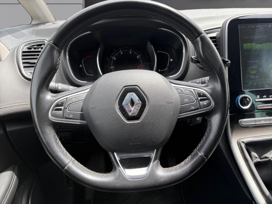 RENAULT d'occasion SCENIC GRAND 1.3 TCE 140 INTENS de 2021 Lyon St