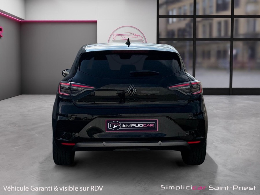RENAULT d'occasion CLIO 1.6 E-TECH 145 ESPRIT ALPINE de 2025 Lyon St