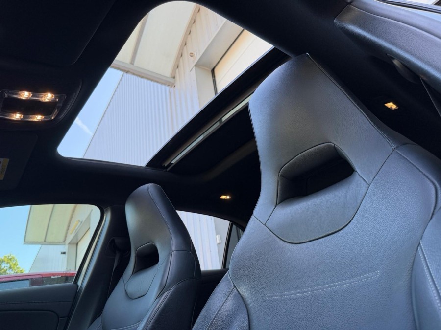 MERCEDES d'occasion CLASSE A A250 AMG LINE 7G-DCT 4MATIC de 2019 Lyon