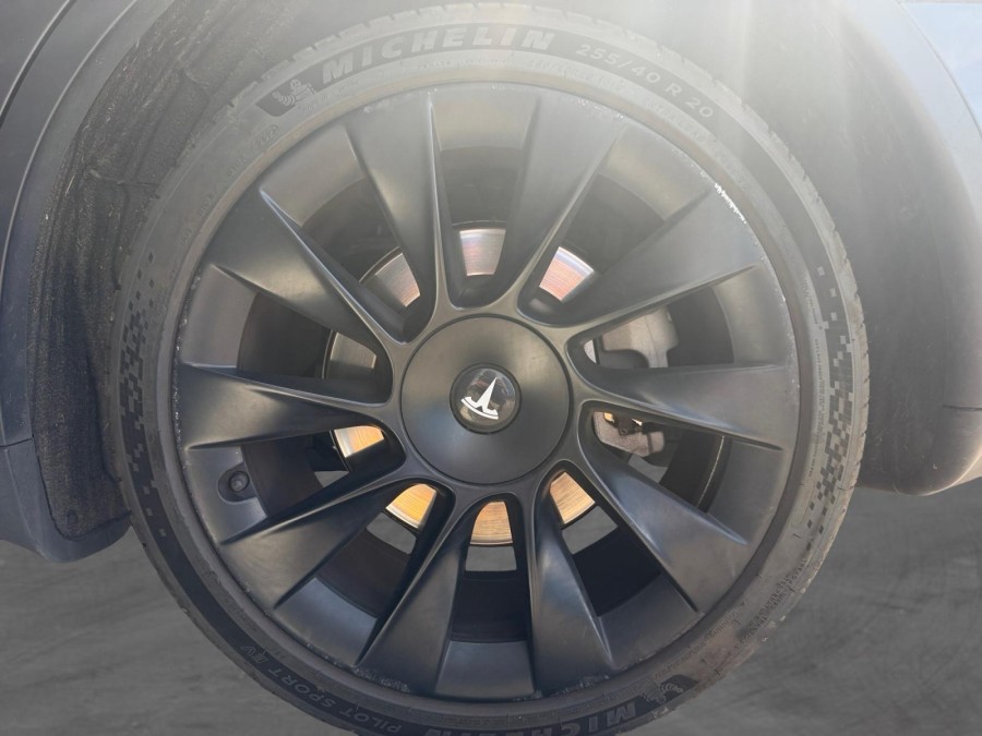 TESLA d'occasion MODEL Y AWD DUAL MOTOR de 2021 Lyon St Priest (69)﻿