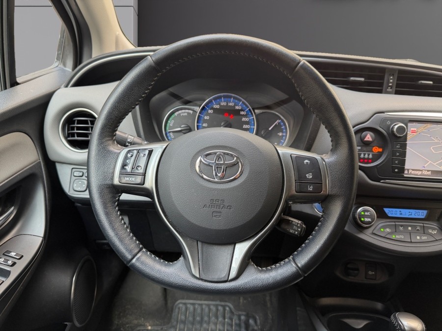 TOYOTA d'occasion YARIS Yaris Hybride 1.5 VVTi Dynamic 100 ch de 2017
