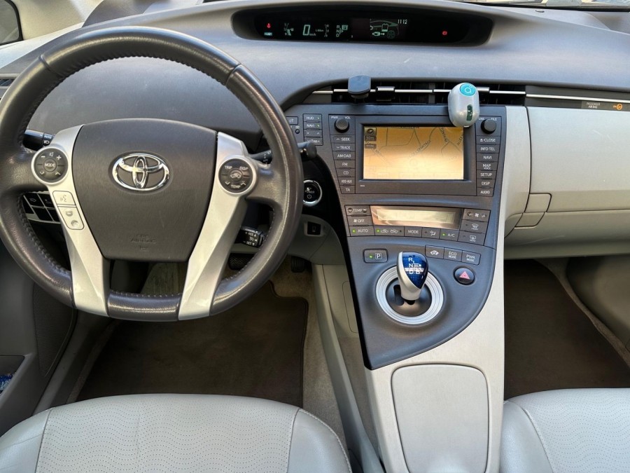 TOYOTA d'occasion PRIUS 136ch lounge de 2010 Le Raincy (93)﻿