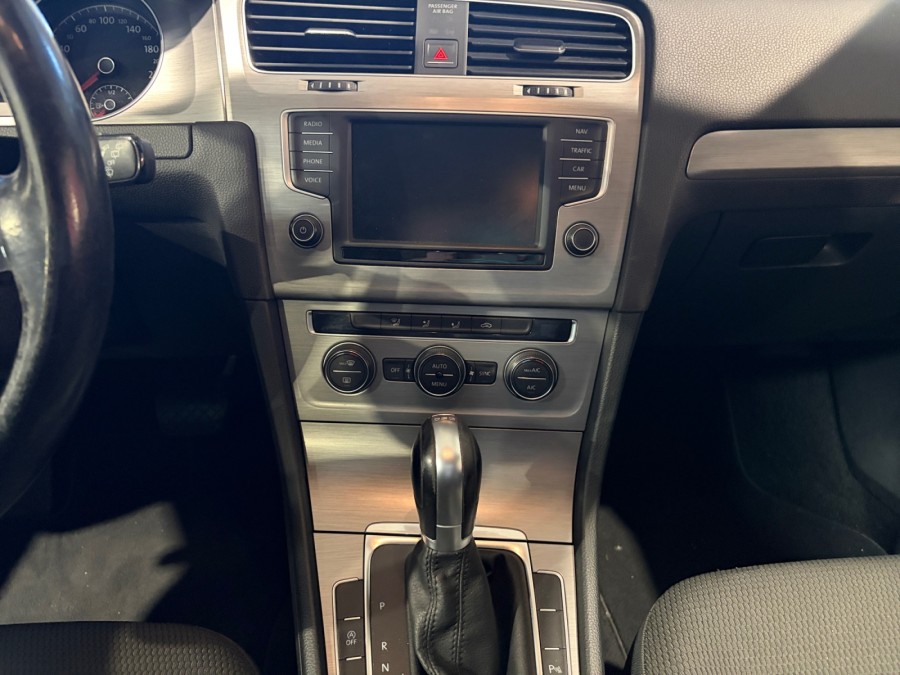 VOLKSWAGEN d'occasion GOLF VII 1.6 TDI 110 CONFORTLINE BUSINESS DSG