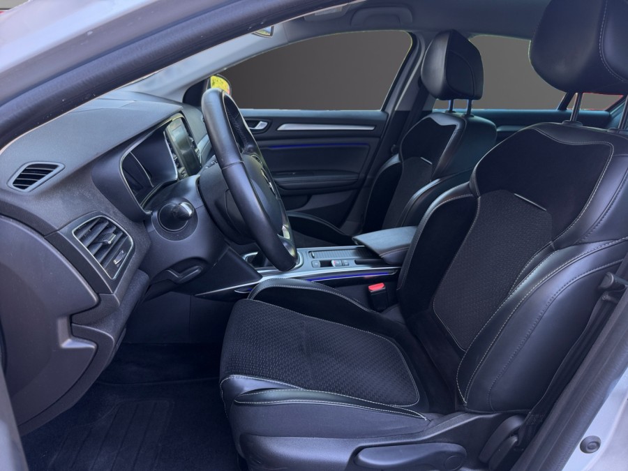 RENAULT d'occasion MEGANE IV ESTATE ESTATE TCE 140 INTENS de 2020